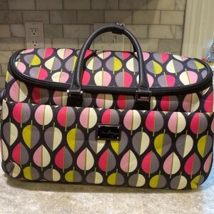 Vera Bradley travel bag/carry on